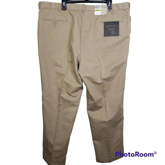NEW Dockers Mens Relaxed Fit Custom Waistband Comfort Khaki Size 44x30 - Picture 2 of 9